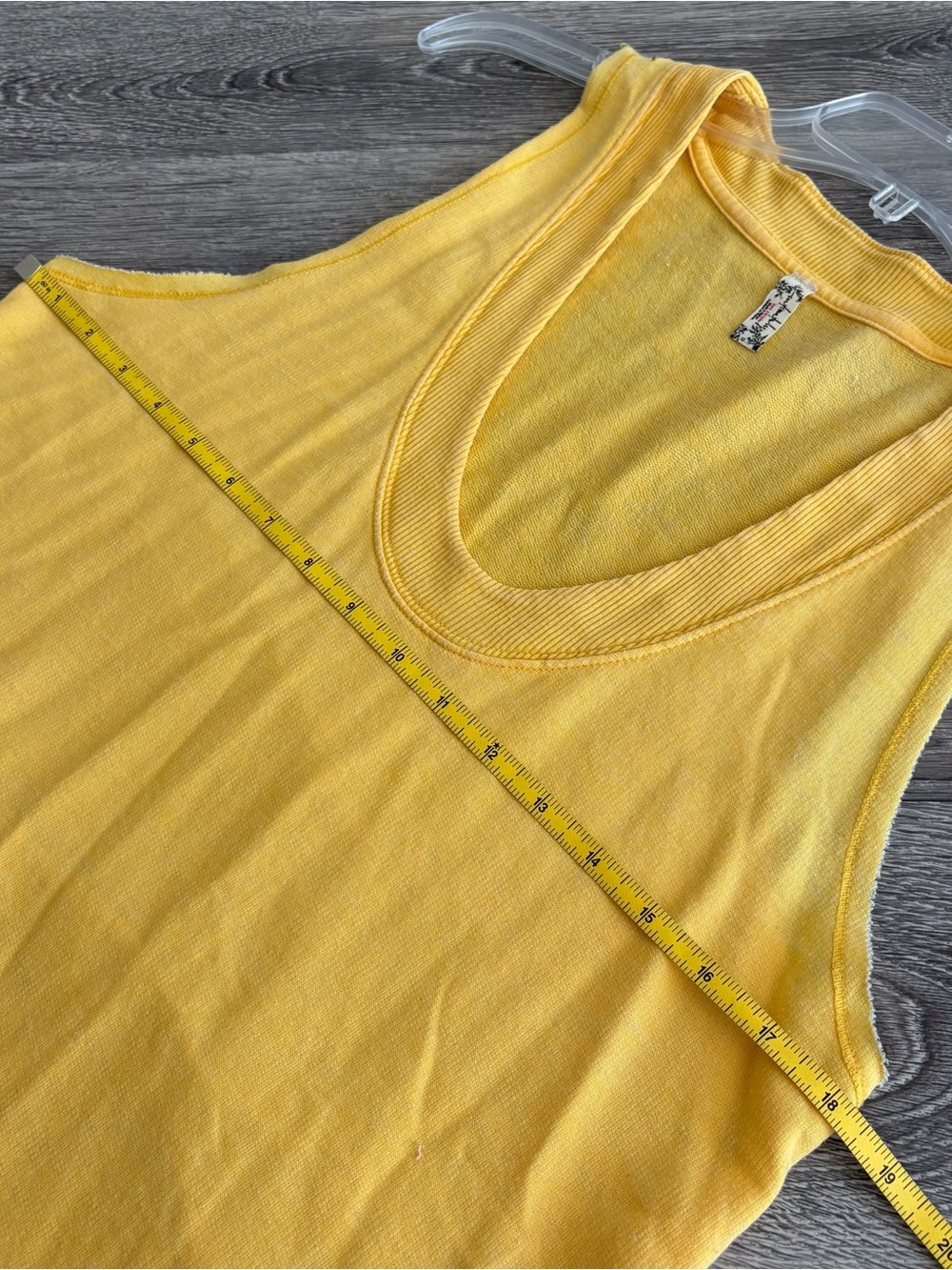 Free People Intimately Free Yellow Tank Top Size XS NWT Ribbed Hem Slit - Picture 5 of 6